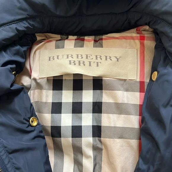 Burberry Brit Winter Navy Blue Puffer Coat With Gold Button - Picture 3 of 8